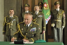 Pozemní síly AČR jsou v dobré kondici, řekl nový velitel generál Kopecký na Vítkově