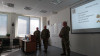 Instruktoři Americké Národní Gardy přednášeli v Základním důstojnickém kurzu