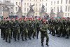 Noví vojáci přísahali na Hradčanském náměstí věrnost České republice, policisté a hasiči složili slib